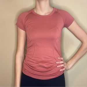 Lululemon workout t-shirt